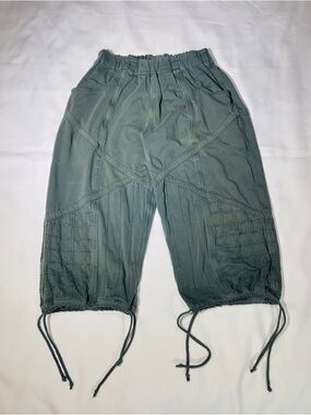 Casual Drawstring Capri Pants in Sage